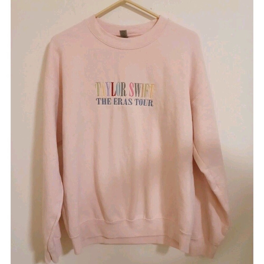 Taylor Swift The Eras Tour Sweatshirt Womens M Pink Tampa Embroidered Swifties